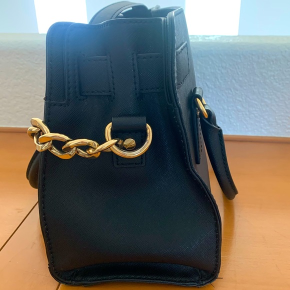 Michael Kors Purse - Picture 2 of 8